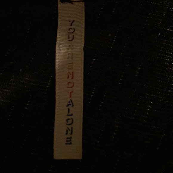 You are not alone mini dress. Black & white. Size Medium. Lenght 31’’. - Picture 10 of 11